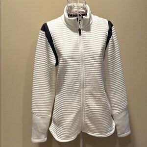 Under Armour Women's White and Black  Jacket coldgear